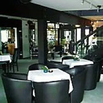 Hotel My